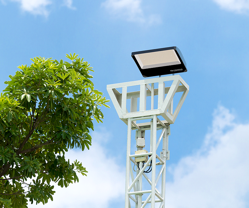 Lithonia Contractor Select ESXF5 ALO SWW2 LED Flood Light, Yoke/SlipFitter Mount, Switchable CCT & Lumen